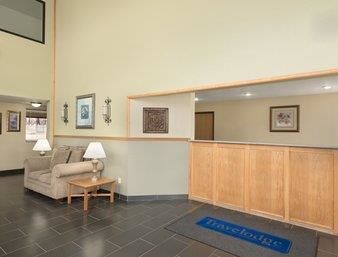 Days By Wyndham Hotel